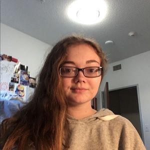 Meet your Posher, Vanessa